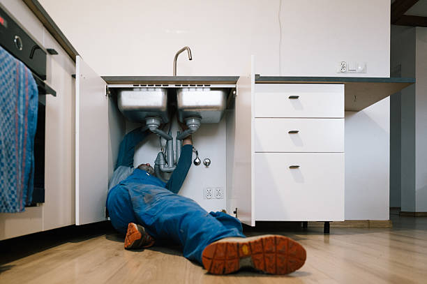 Professional Leak Detection technician working in Michigan City, IN